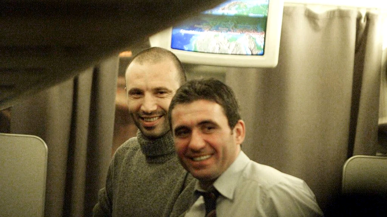 Exclusiv. Gică Hagi așa cum nu l-a văzut nimeni: „Bă, tu ești nebun? Păi mă dă nevastă-mea afară din casă!”