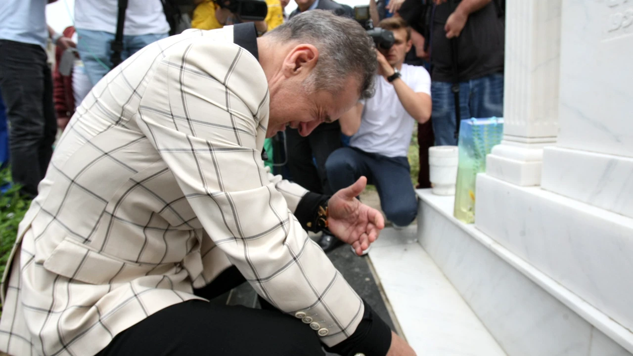EXCLUSIV. Gigi Becali, „țepuit” de ruși cu 300.000 de euro! Ce se întâmplă cu medicamentele anti-Covid comandate de patronul FCSB