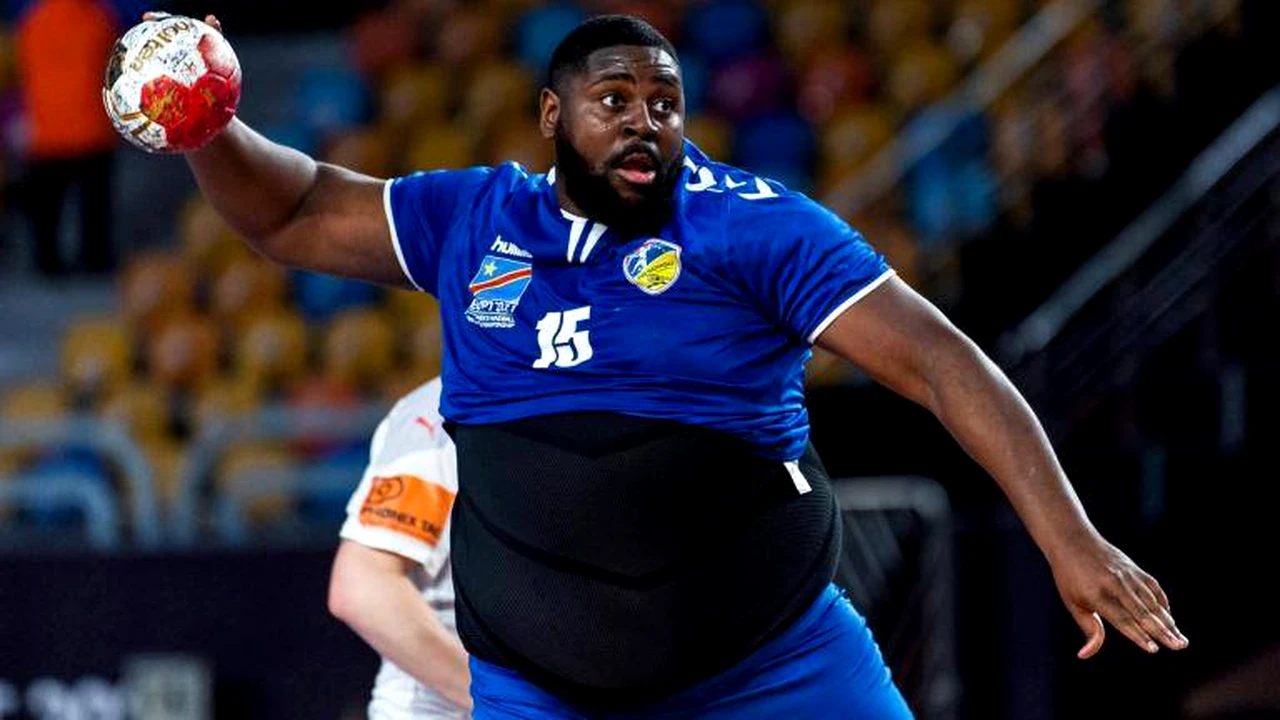 Aceasta este greutatea reală a handbalistului din Congo, care face senzație la Mondial. Gauthier Mvumbi nu a mai putut ține ascuns marele secret