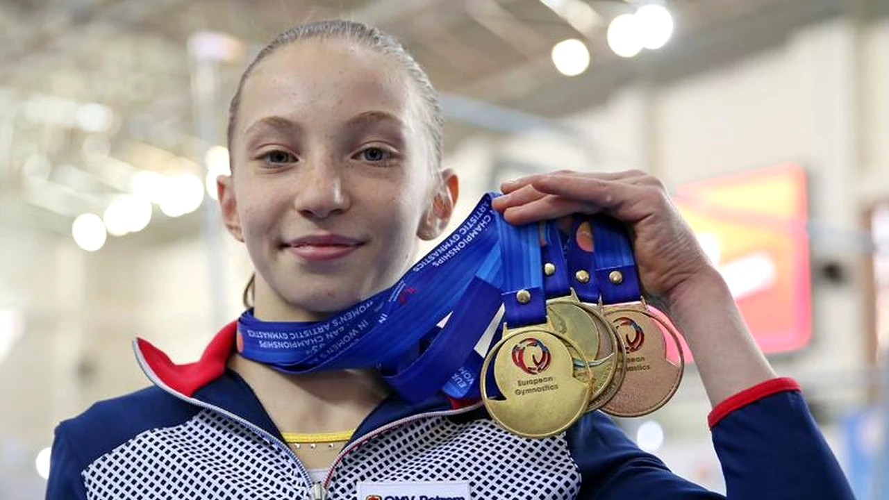 Vorbe uluitoare despre Ana Maria Bărbosu, fetița-minune a gimnasticii românești după medaliile de la Europene: „În cazul ei vorbim despre un copil excepțional”