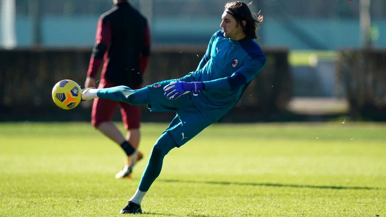 Pioli a decis: Tătărușanu, titular la AC Milan după eșecul suferit în fața Atalantei, în Serie A