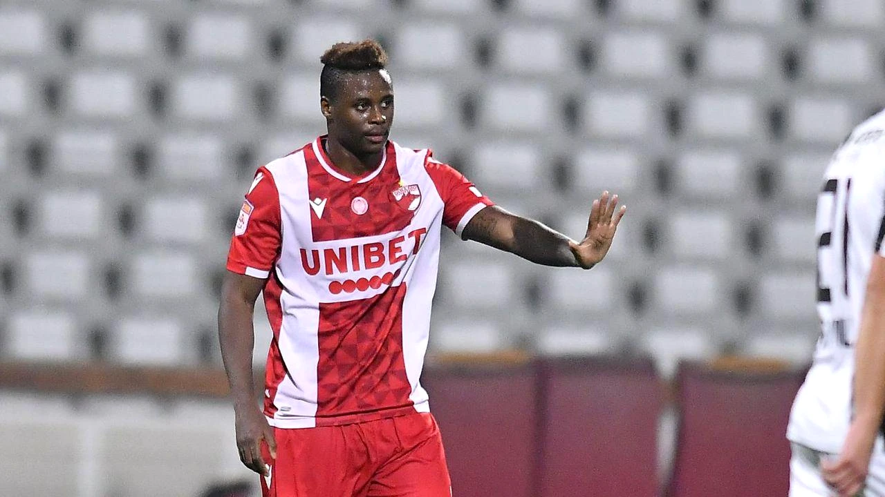 Ce făcea Gueye în vestiarul lui Dinamo înainte să fie depistat că s-a  dopat cu cocaină
