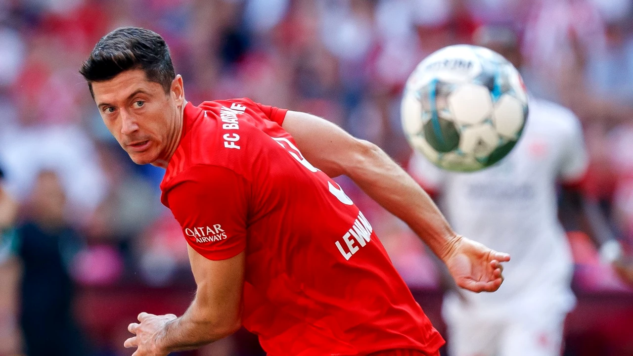 S-a accidentat mașina de goluri a Europei. Robert Lewandowski trece prin momente foarte dificile