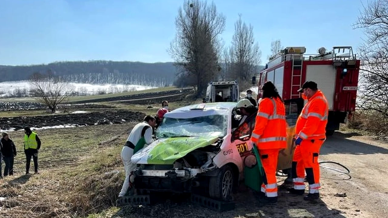Accident grav la un raliu din România! Un concurent a fost luat cu elicopterul SMURD!