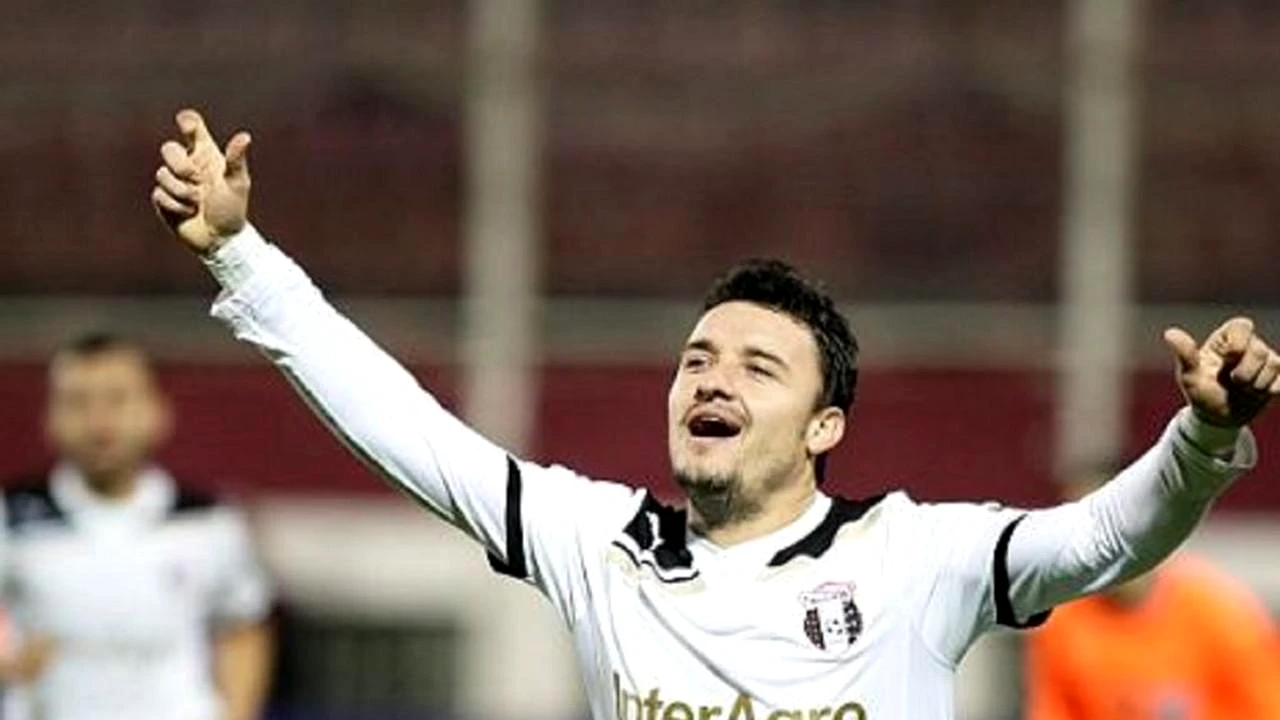 VIDEO. Budescu-show, în Arabia! Românul i-a fermecat pe șeici cu fentele sale!