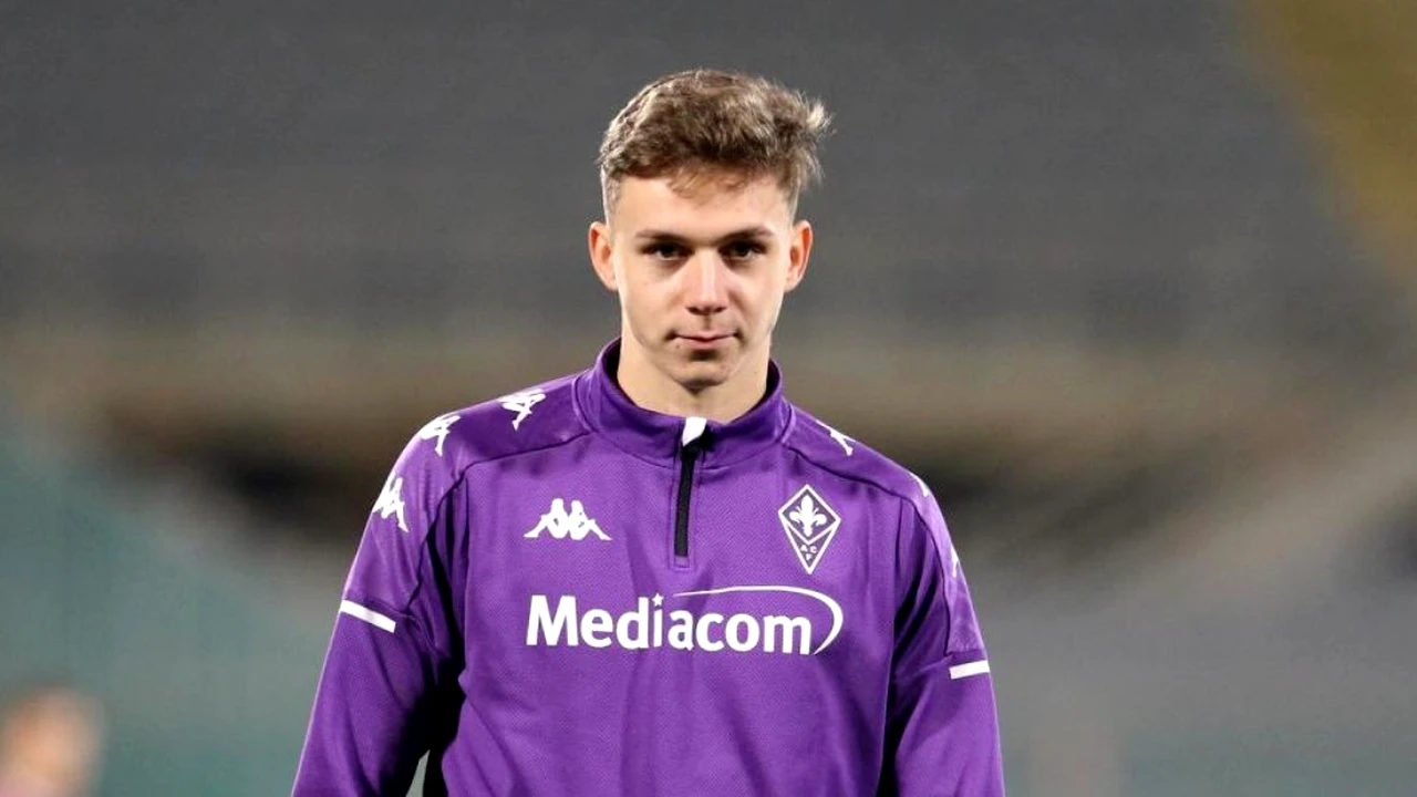 Românul Louis Munteanu și-a făcut KO un adversar într-un meci al Fiorentinei. „Noul Mutu” riscă o suspendare importantă