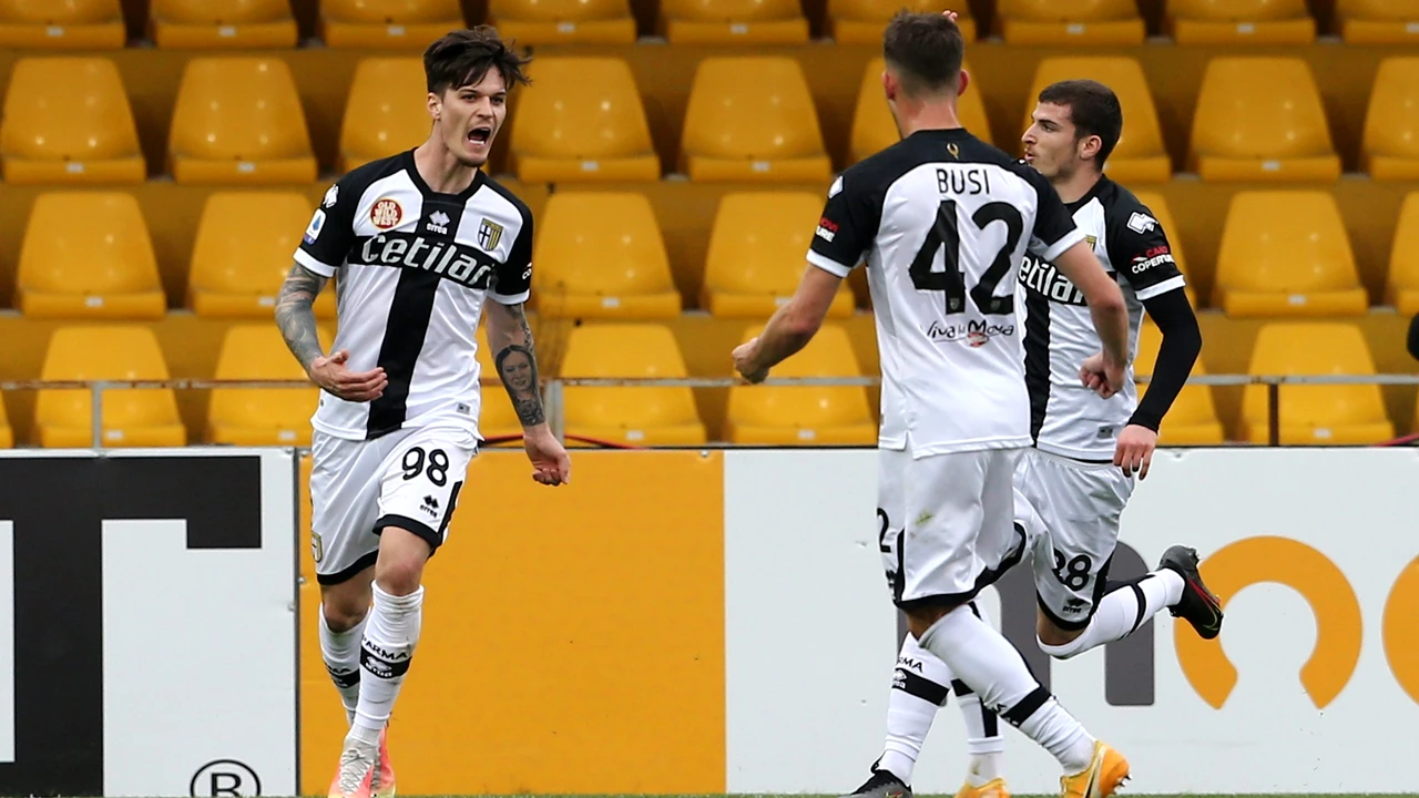 Parma – Crotone, scor 3-4, în Serie A. Mihăila a marcat, iar Man s-a accidentat. Parma este ca și retrogradată