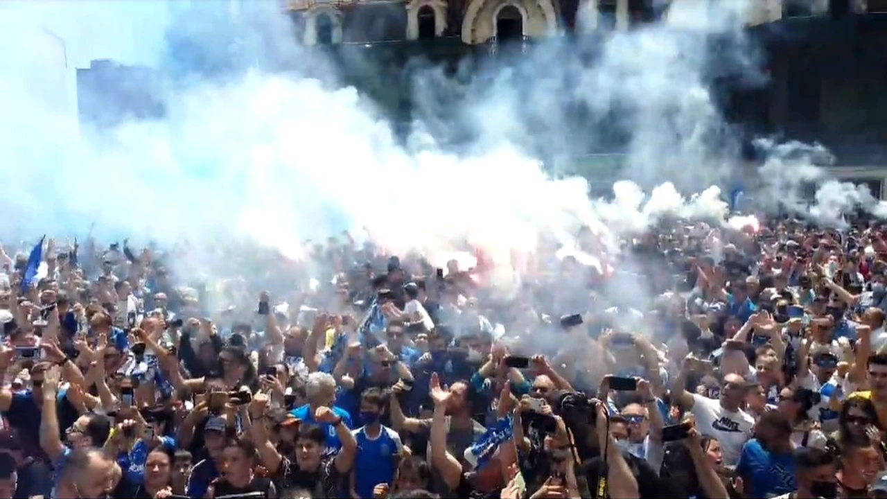 FOTO: Fanii olteni au făcut show total pe străzile din Bănie, pentru a sărbători triumful în Cupa României