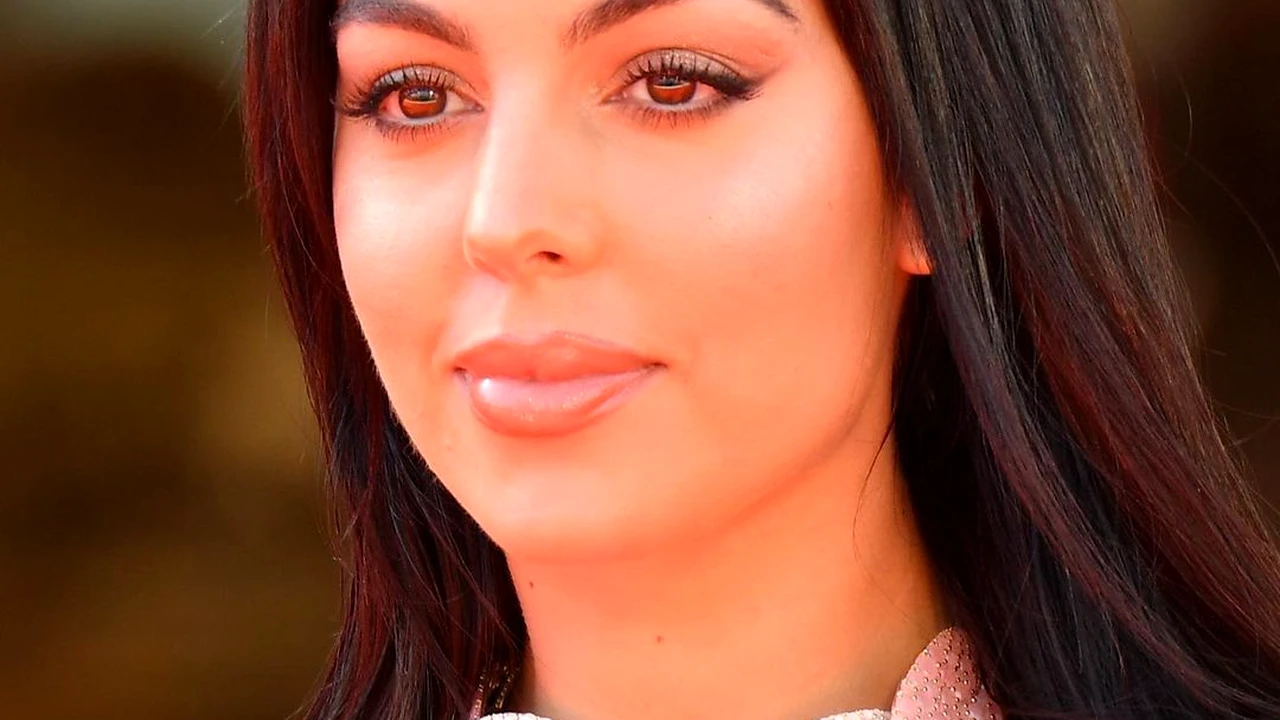 Galerie Foto. Georgina Rodriguez, ipostază incendiară pe rețelele de socializare. Reacțiile fanilor nu au întârziat să apară