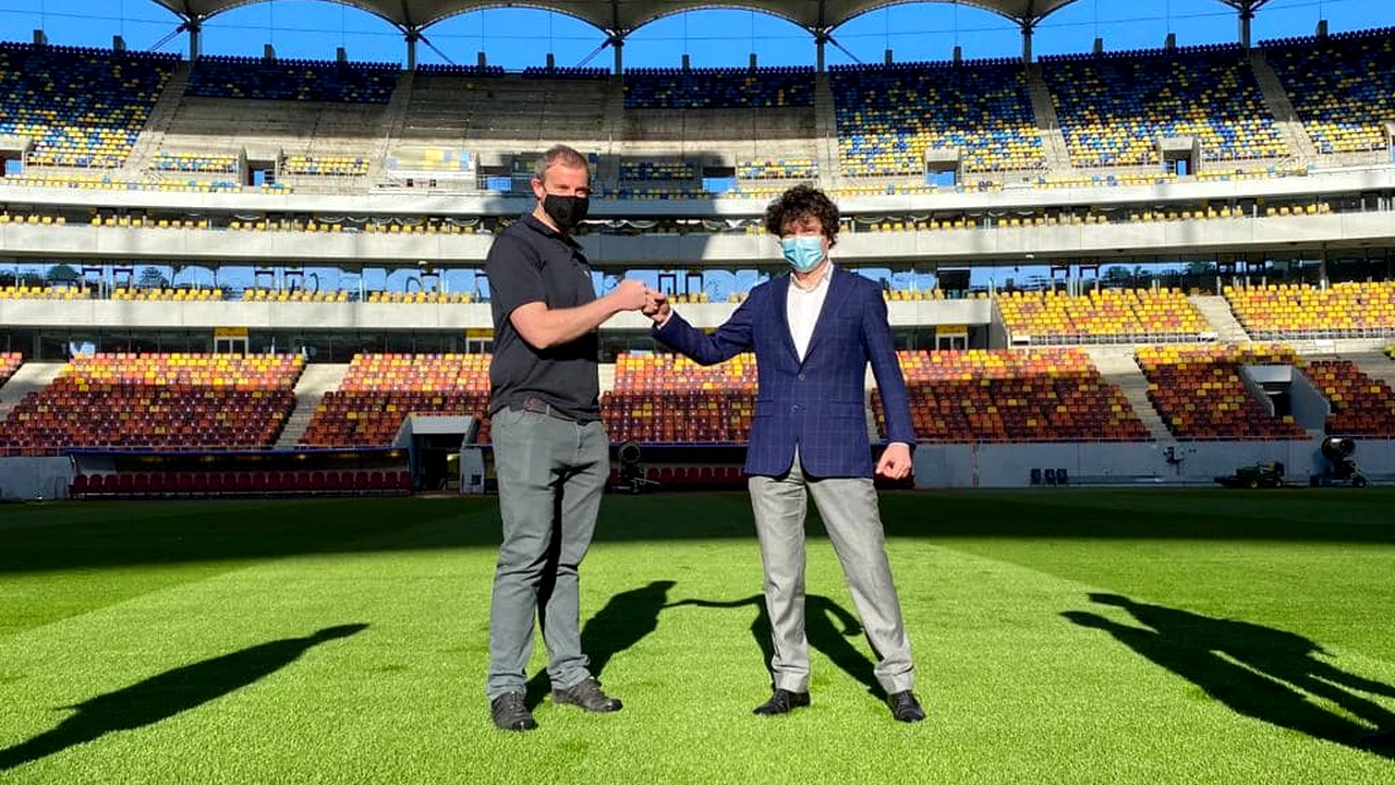 Foto. Microbistul Nicușor Dan s-a trezit cu noaptea-n cap pentru a ajunge pe Arena Națională. Ce a postat pe Facebook primarul Capitalei