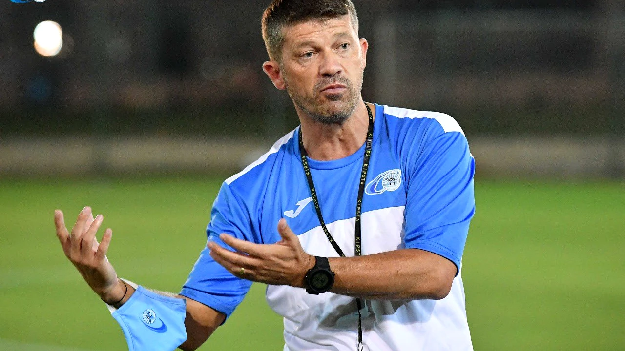 VIDEO EXCLUSIV | Daniel Isăilă merge pe mâna lui Mirel Rădoi în continuare. „Este la început de drum, învață din greșeli. Jucătorii noștri au calitate”