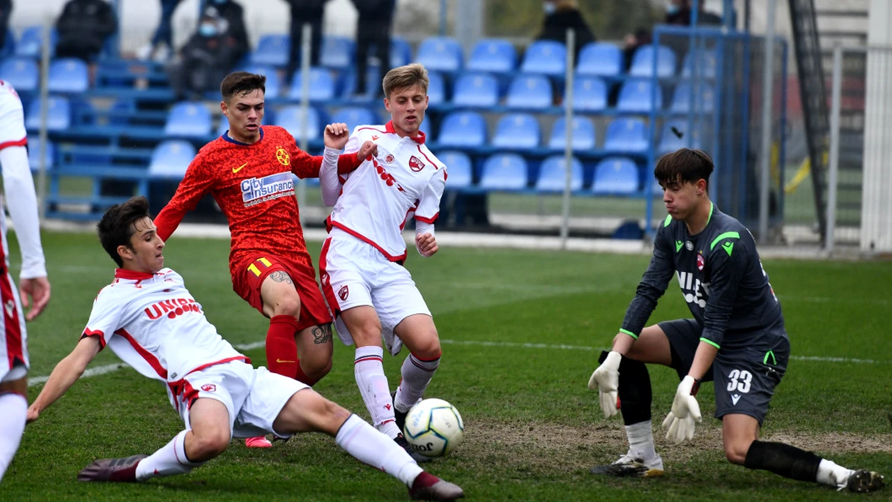 Plecat cu scandal de la Dinamo, un tânăr portar prinde transferul carierei! Merge în Italia pentru a se bate cu Cristiano Ronaldo