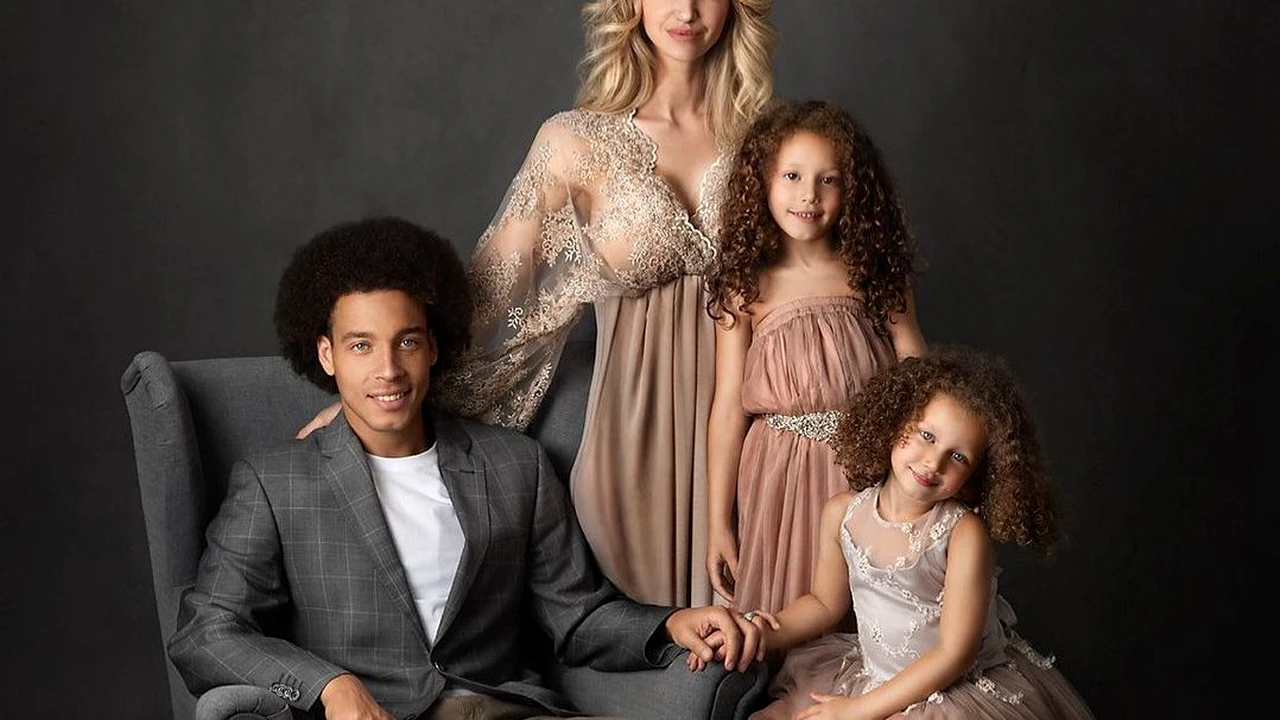 O româncă este fericită după victoria Belgiei contra Rusiei. Cine este frumoasa Raffaela, iubita belgianului Axel Witsel