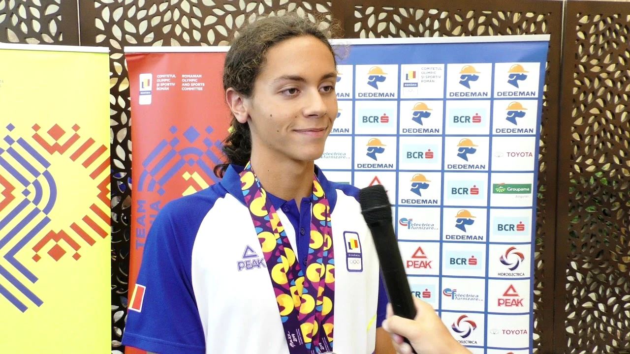 David Popovici, noua stea a natației mondiale, are o poreclă neobișnuită. Ce se întâmplă cu el când aude imnul României