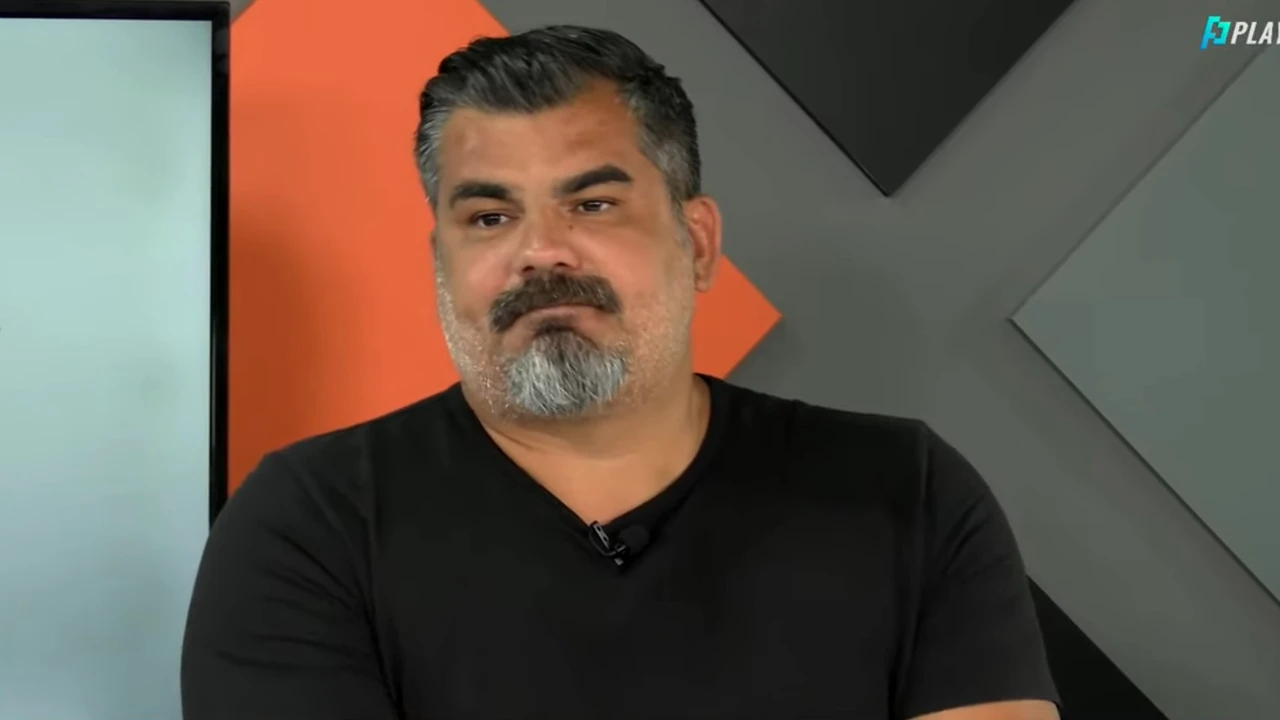 VIDEO EXCLUSIV. Cine are ultimul cuvânt pentru transferuri la FC U Craiova. Mircea Bornescu: „Sunt propuși 150 de jucători. El are decizia finală!”