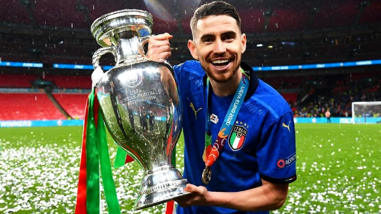 Jorginho îi calcă pe urme lui Cristiano Ronaldo. Performanța fabuloasă realizată de italian după cel mai bun sezon al carierei