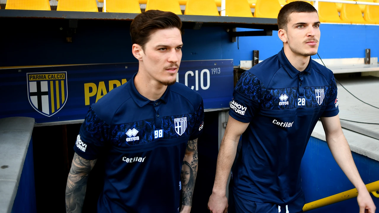 Man și Mihăilă nu au rivali la Parma, în Serie B! Capitolul la care atacanții români conduc detașat