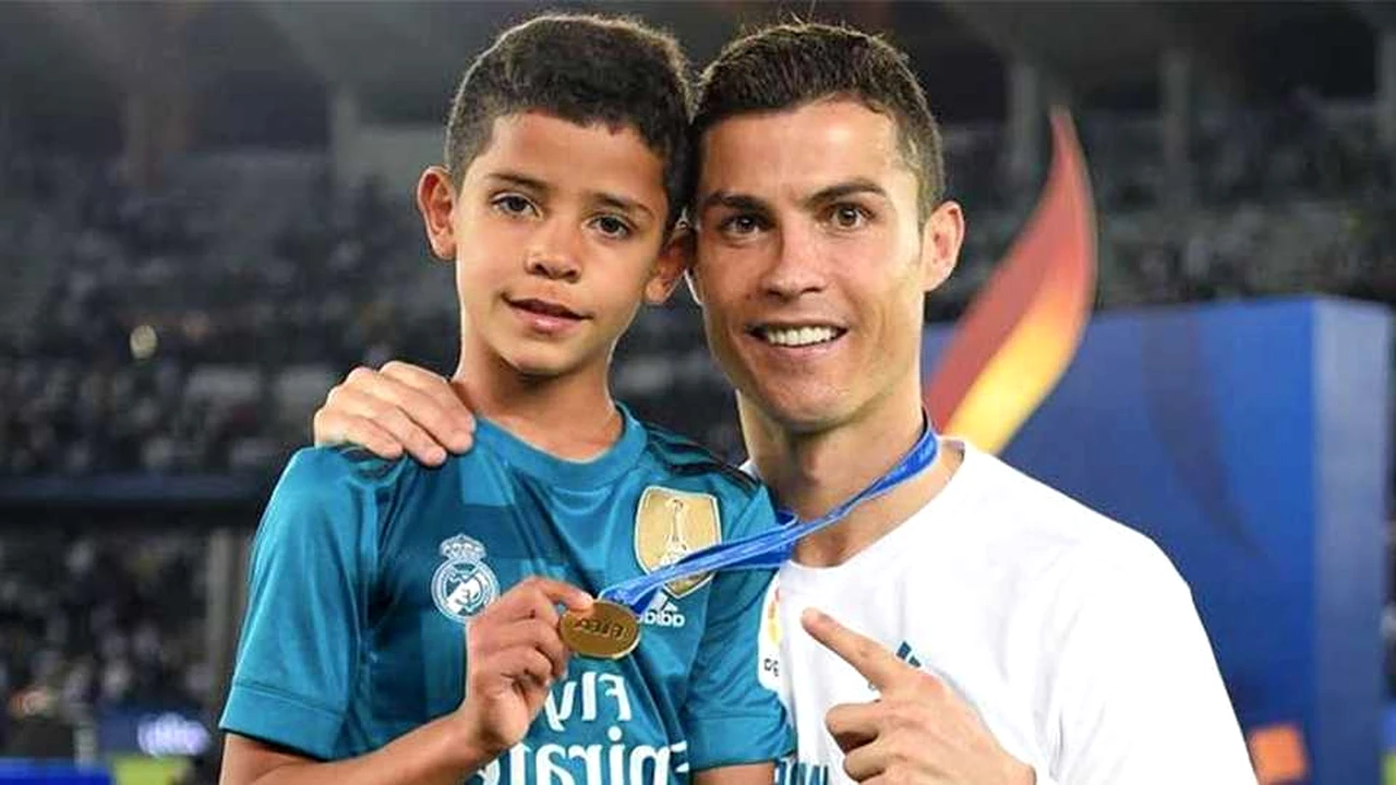 Ronaldo jr. e noua senzație a fotbalului. La 11 ani, e mai bun decât tatăl său la aceeași vârstă