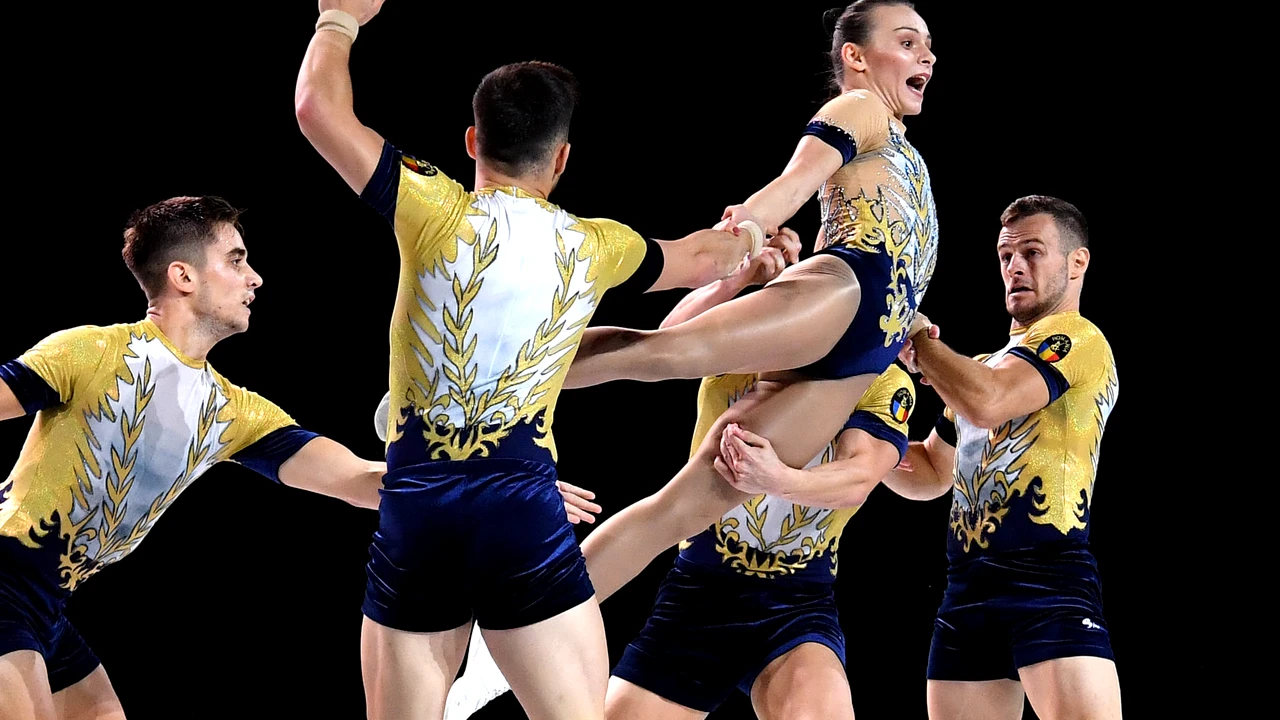 Noi. Cei care o avem pe Nadia