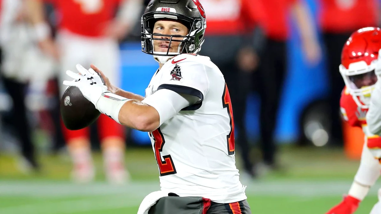 Marea vedetă a NFL Tom Brady i-a îngrijorat pe fani după ce apărut desfigurat și cu vocea schimbată la un interviu. VIDEO