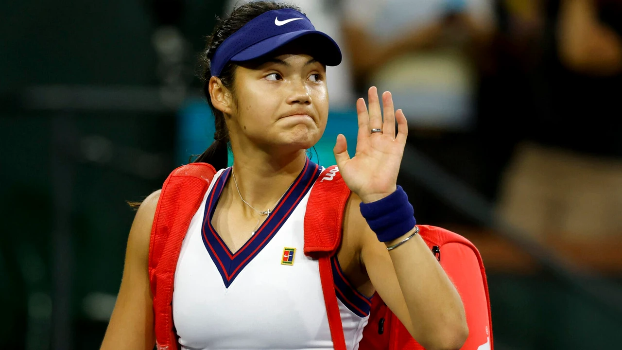 Întâlnirea cu Simona Halep se amână din nou. Ce a decis senzația din tenis, Emma Răducanu