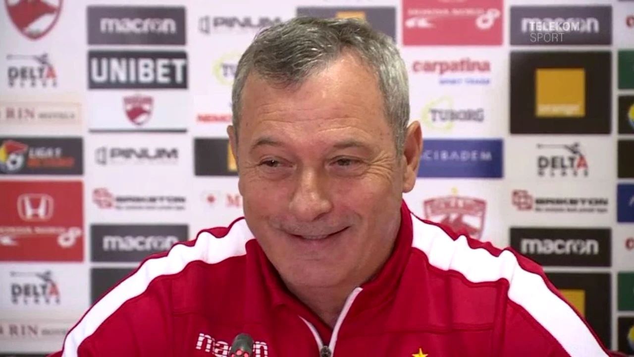 Mircea Rednic vrea un atacant cu peste 100 de meciuri în Eredivisie. Ce mutare pregătește „Puriul” pentru Dinamo