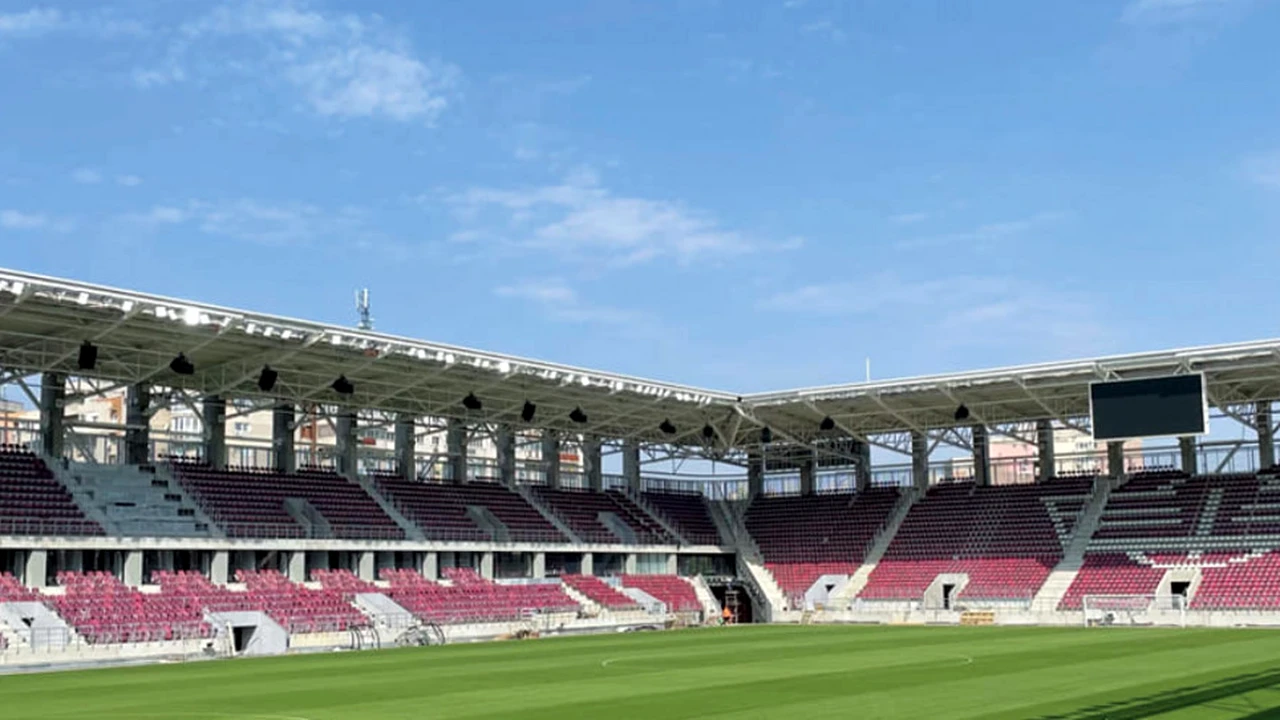 „Sunt niște idioți, niște cretini!” Discurs violent după închiderea stadioanelor din Liga 1. Schimbarea radicală care îi așteaptă pe jucători