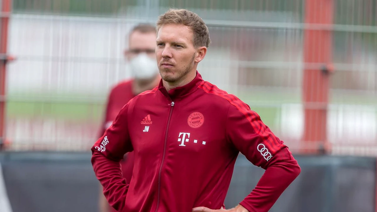 Julian Nagelsmann, tehnicianul lui Bayern Munchen, subliniază pericolul nevaccinării în cadrul echipei. „Pentru ei, este un risc mult mai mare să rateze meciuri și antrenamente”