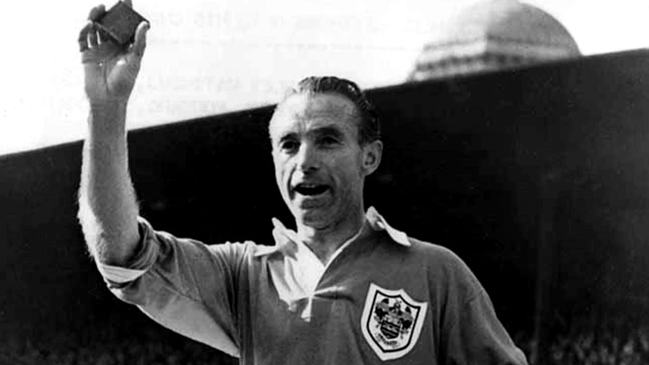 Stanley Matthews, povestea primului câștigător al Balonului de Aur. De la ”Magicianul driblingului”, la titlul de ”Sir”
