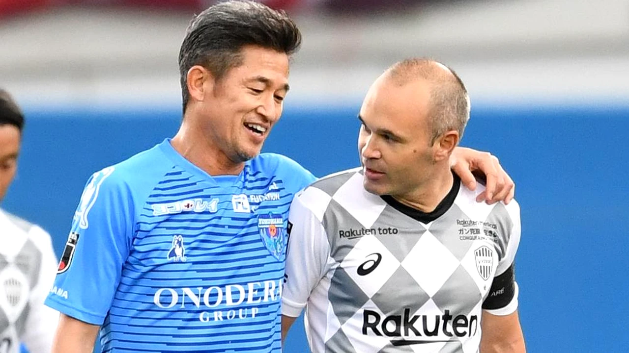 Curg ofertele pentru Kazuyoshi Miura, cel mai în vârstă fotbalist profesionist! Japonezul de 54 de ani e dorit de opt echipe