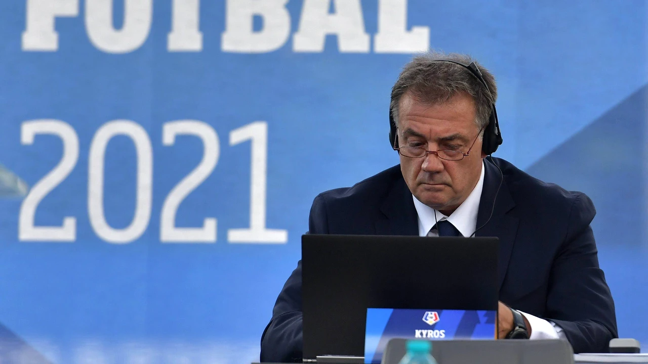 Se cere schimbarea lui Kyros Vassaras! Șeful arbitrilor din România, pus la colț de un nume greu din fotbal