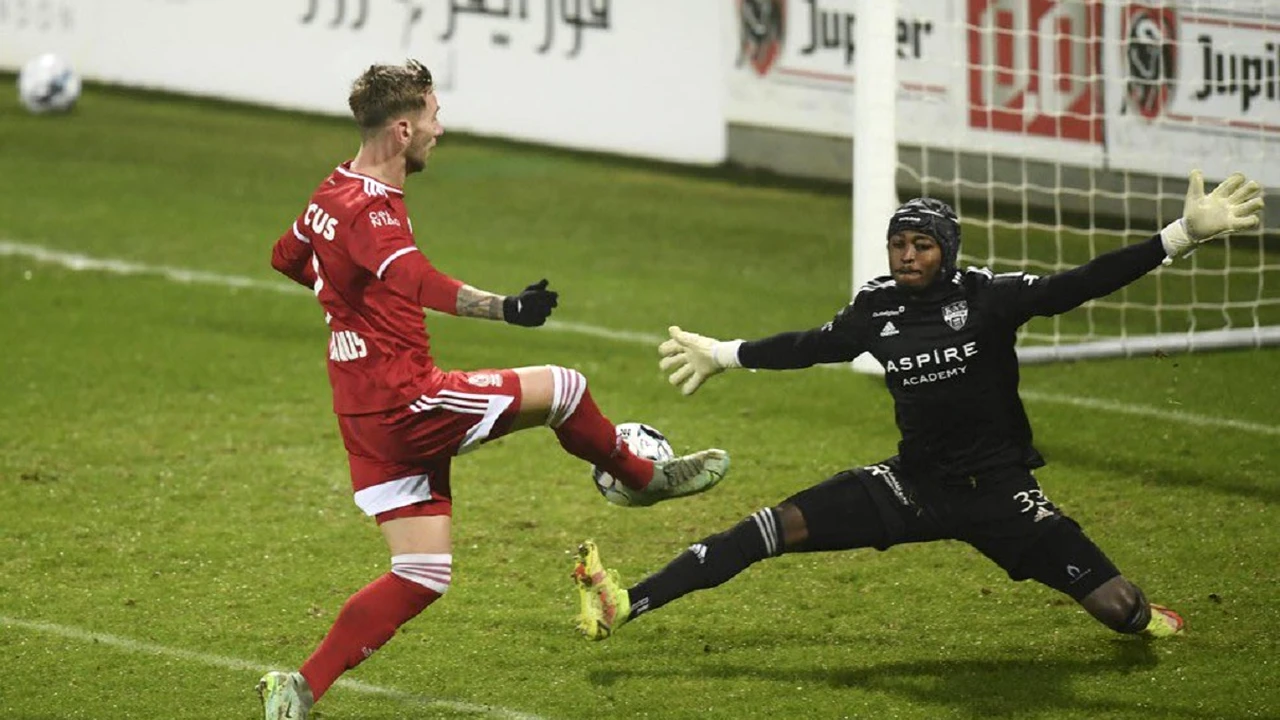 Edi Iordănescu poate începe să ia notițe. Denis Drăguș a devenit arma secretă a lui Standard Liege. Românul a fost din nou decisiv la scurt timp după introducerea pe teren