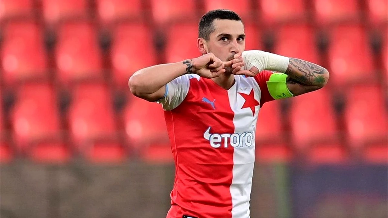 Nebunie în China după transferul lui Nicolae Stanciu. Românul, elogiat de toată presa asiatică