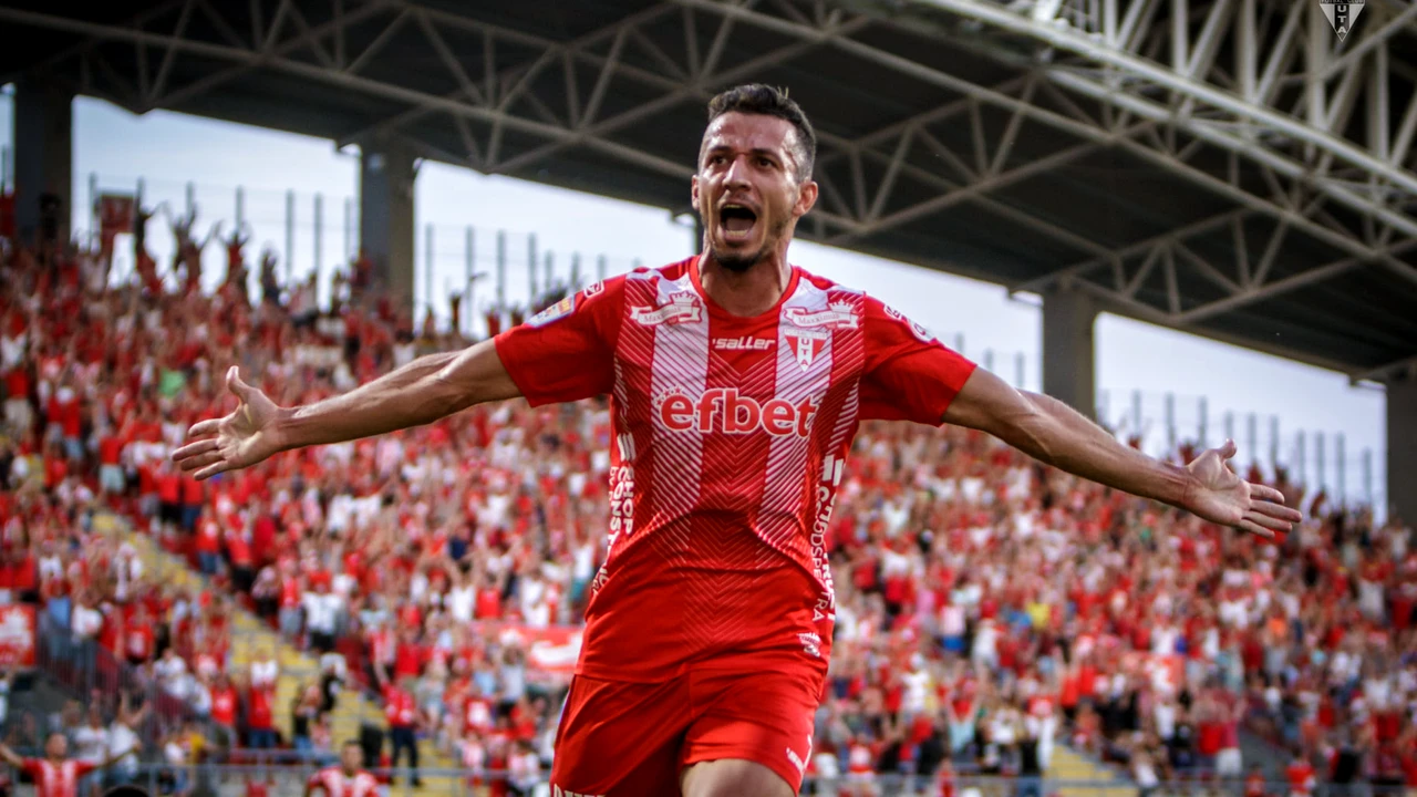 CFR Cluj l-a acontat și pe Roger de la UTA. Brazilianul intrase în ultimele 6 luni de contract cu formația din Arad