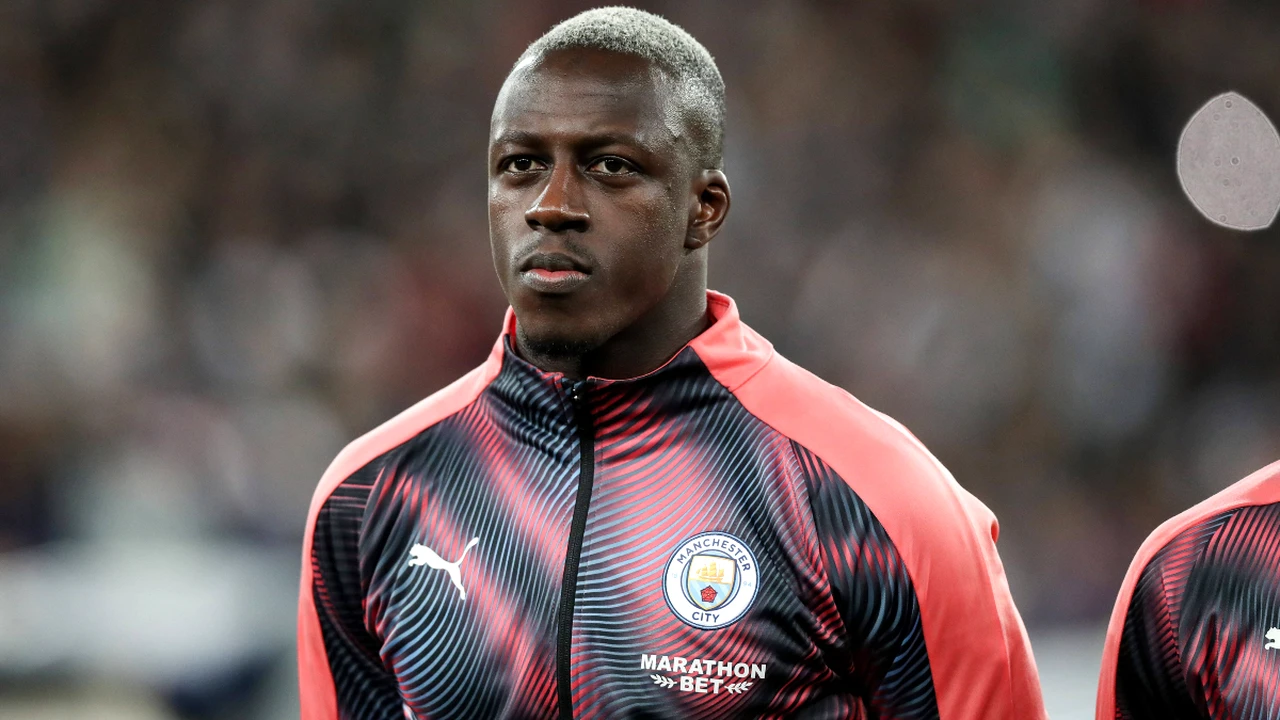 FOTO. Cum mai arată Benjamin Mendy, fotbalistul lui Manchester City acuzat de 7 violuri! A apărut azi din nou în fața judecătorilor