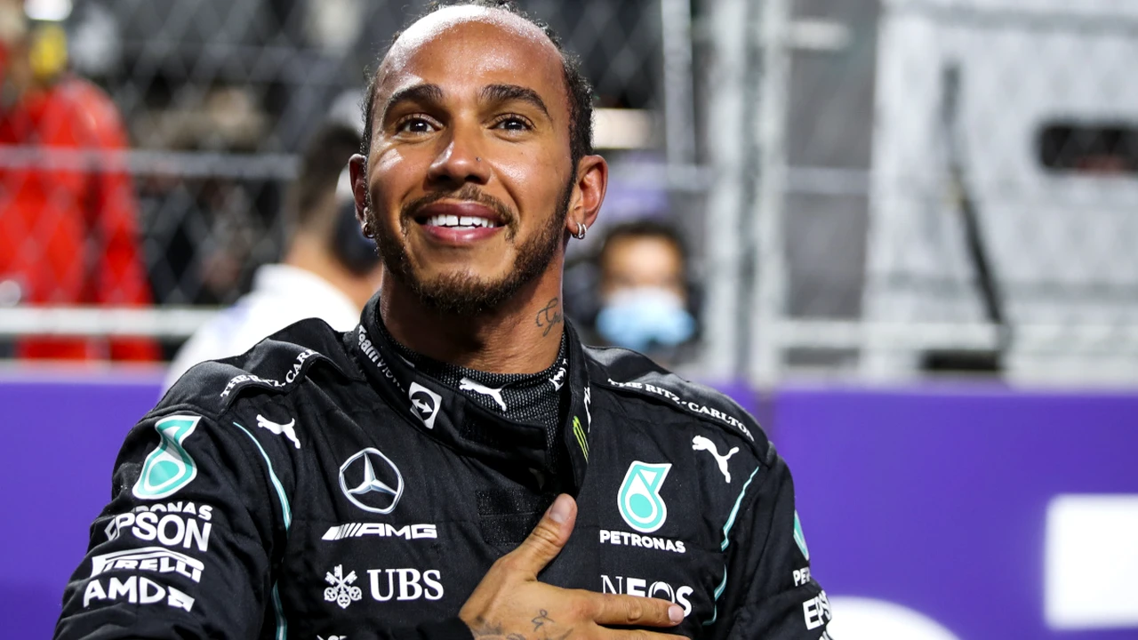 Primele cuvinte ale lui Hamilton după șase săptămâni de liniște. Ce a transmis poporului chinez