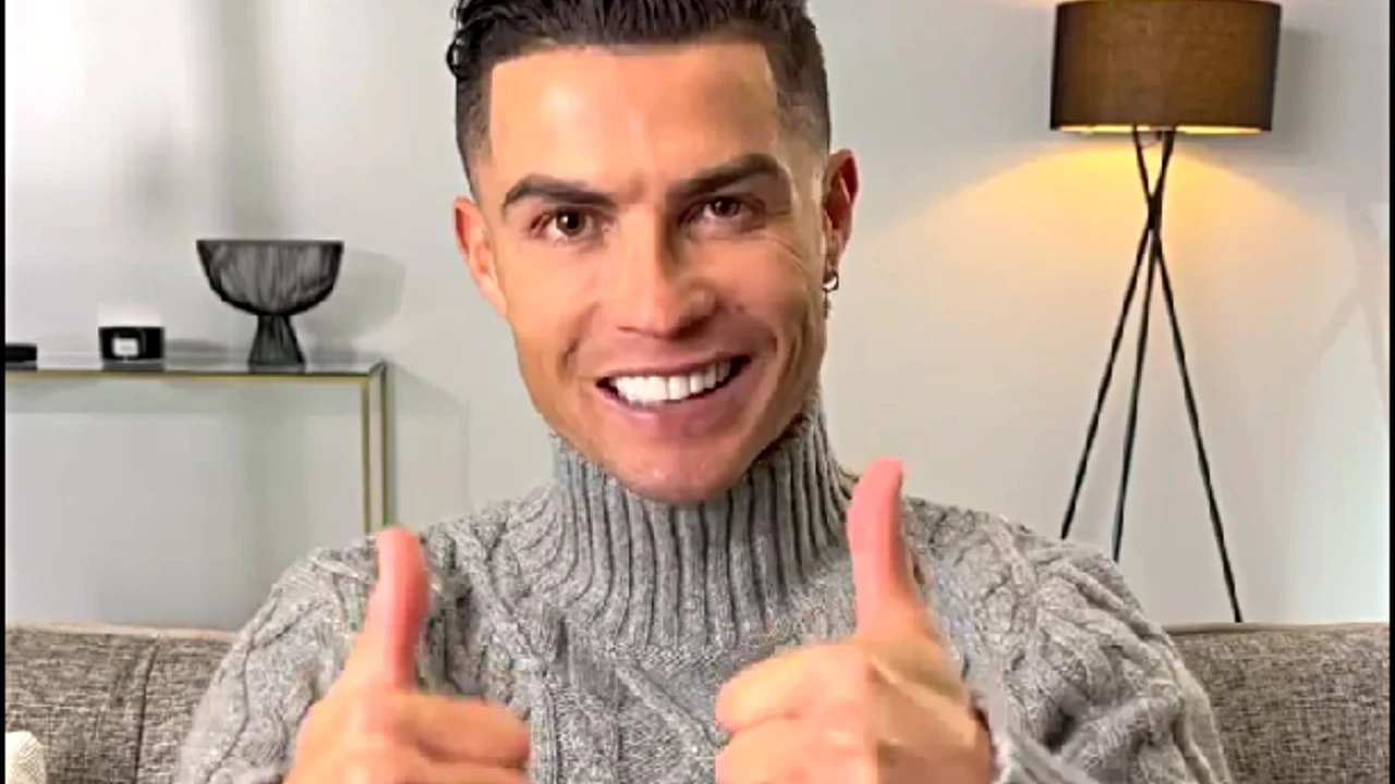 Cristiano Ronaldo, mesaj superb pentru cei 400 de milioane de următori de pe Instagram! Cum s-a îmbrăcat startul lui Manchester United