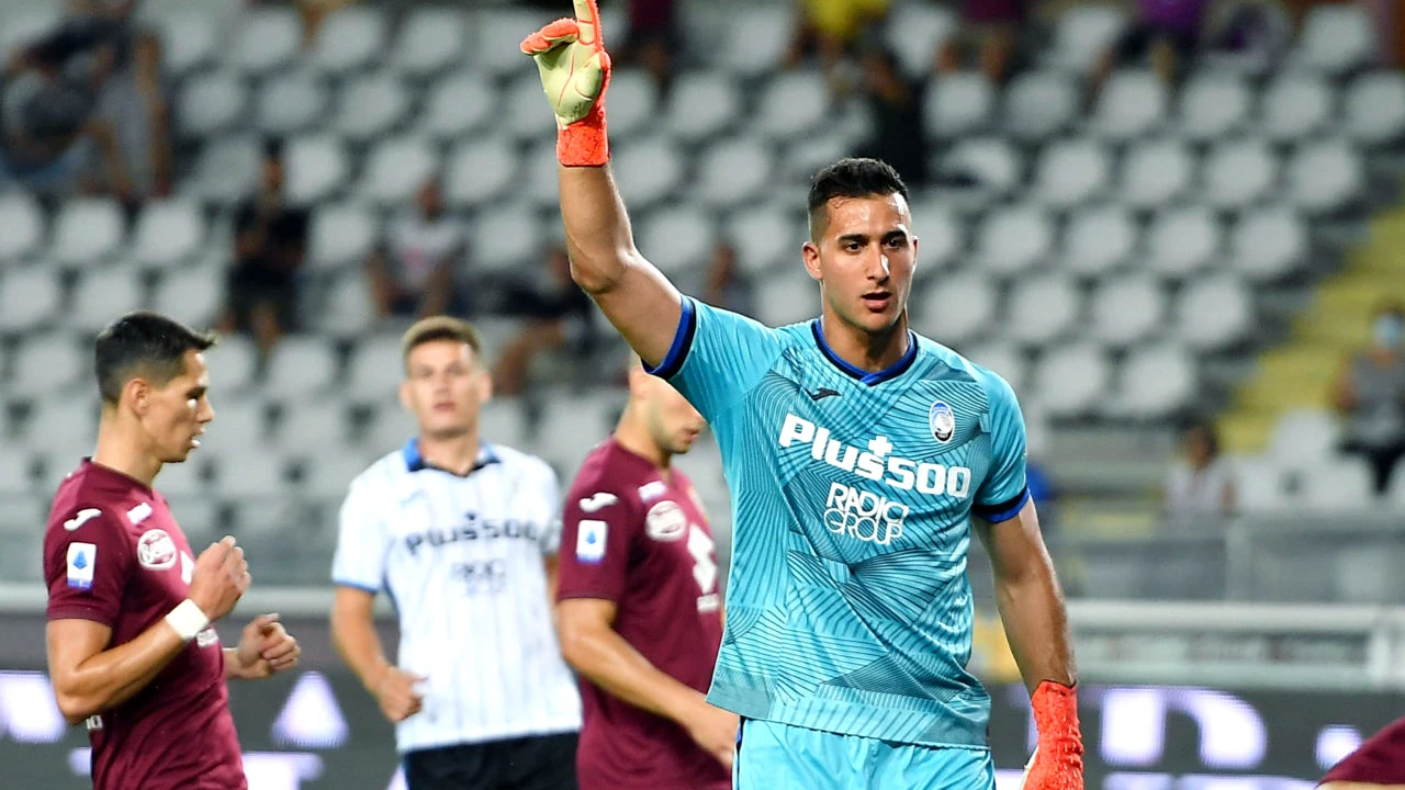 Colegul lui Valentin Mihăilă, poză nud pe internet. Ce gafă uriașă a putut face portarul Atalantei