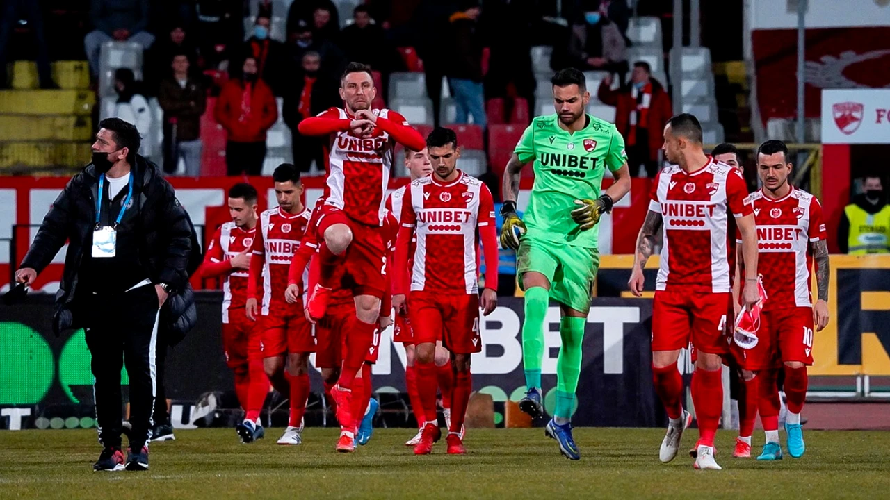 Dusan Uhrin, atacat după revenirea ratată la Dinamo. „Întoarcerea nu a fost de bun augur. Îi va fi greu!”