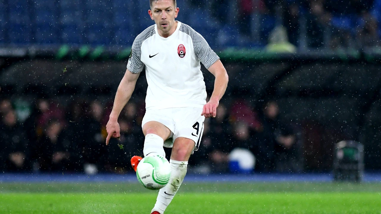 UPDATE. OFICIAL. CFR Cluj și-a adus jucător din Ucraina. Mijlocașul a ajuns în Ardeal și a fost prezentat