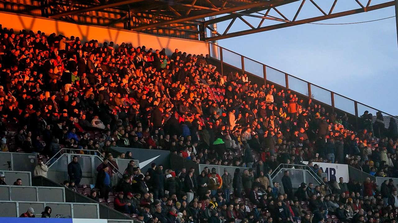 Programul complet al Ligii 1 de Paște. Câte meciuri se joacă în Sâmbătă Mare și care e singurul meci de duminică