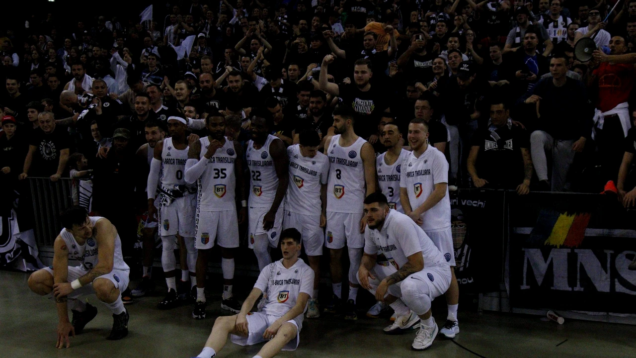 Victorie superbă pentru U BT Cluj-Napoca în Liga Campionilor. Într-o atmosferă fantastică, a câștigat primul meci din sferturile competiției și are prima șansă la Final Four