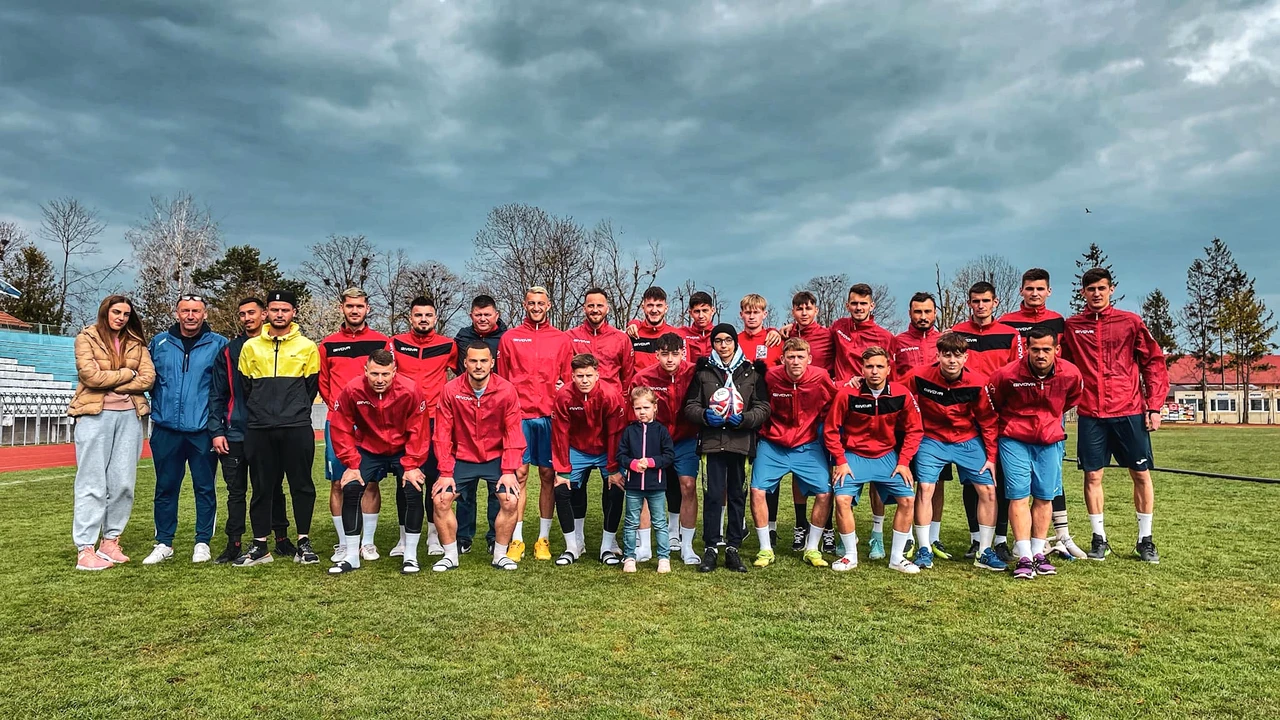 “Îl voi păstra cu sfințenie. Îți voi spune mamă!”. Gestul emoționant făcut de Paște de jucătorii de la Bucovina Rădăuți pentru un copil de 13 ani operat pe creier