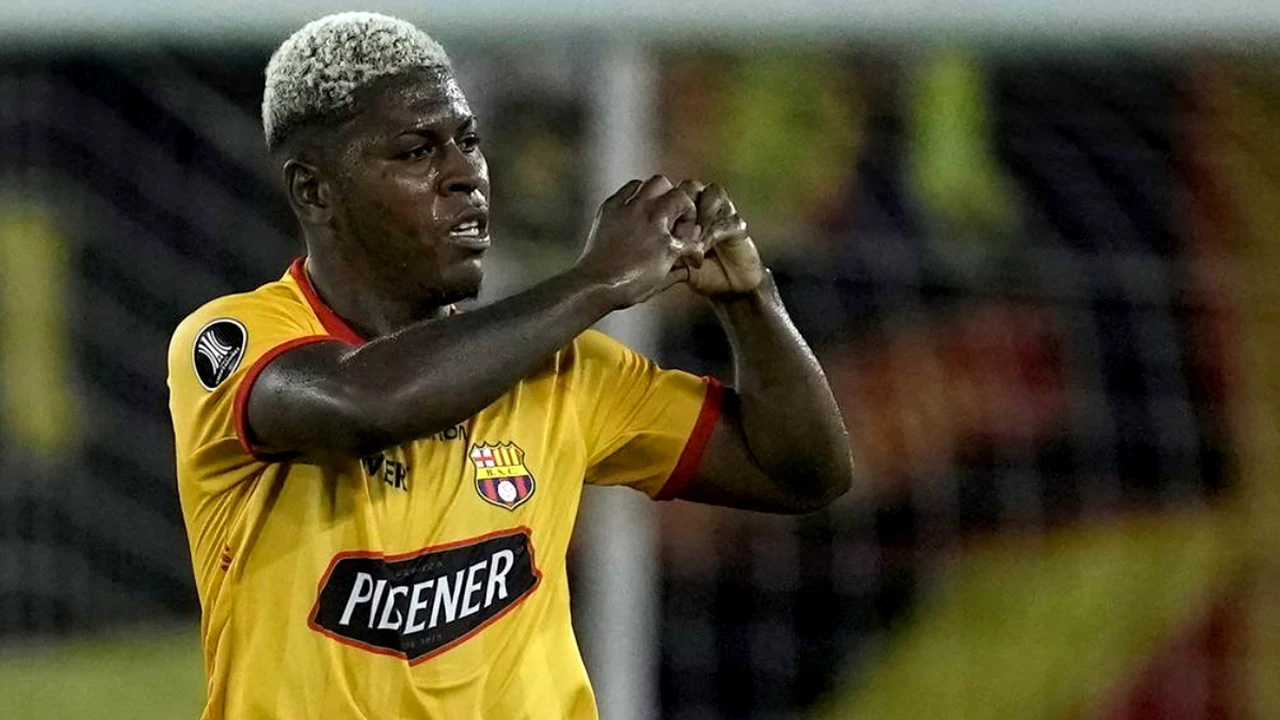 Golgheter pe teren, asasin în afara lui. Un fotbalist a fost arestat pentru legăturile cu o bandă periculoasă