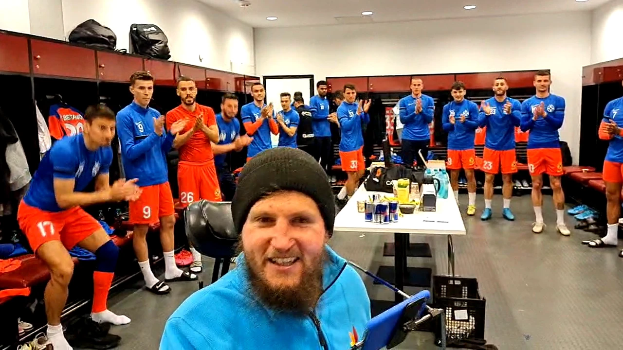 Imagini unice! Mihai Neșu, înapoi în vestiarul FCSB. Ce le-a transmis jucătorilor înaintea meciului cu FC Voluntari | VIDEO