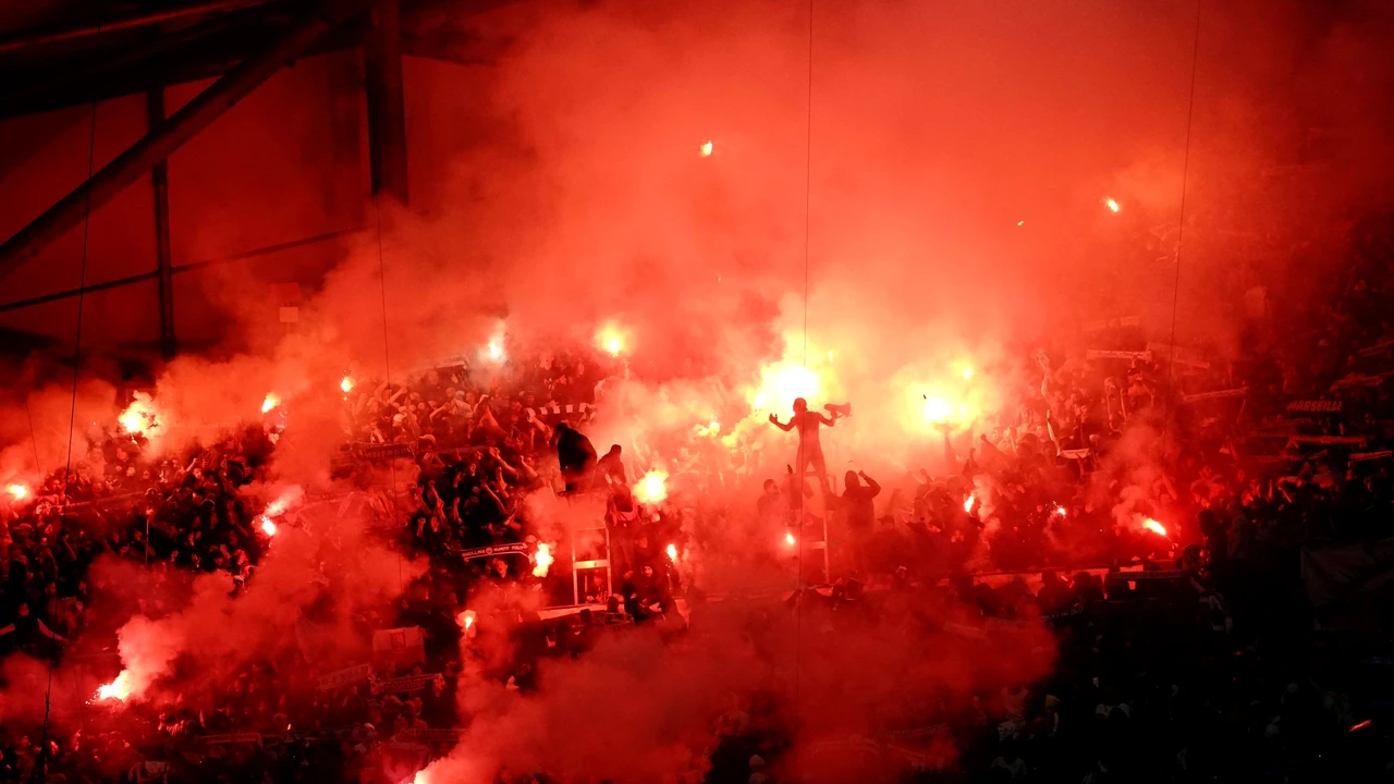 VIDEO Fanii din Giulești vor turba după vorbele lui Răzvan Lucescu: „Nici nu se compară ce se întâmplă aici cu ce e la Rapid”