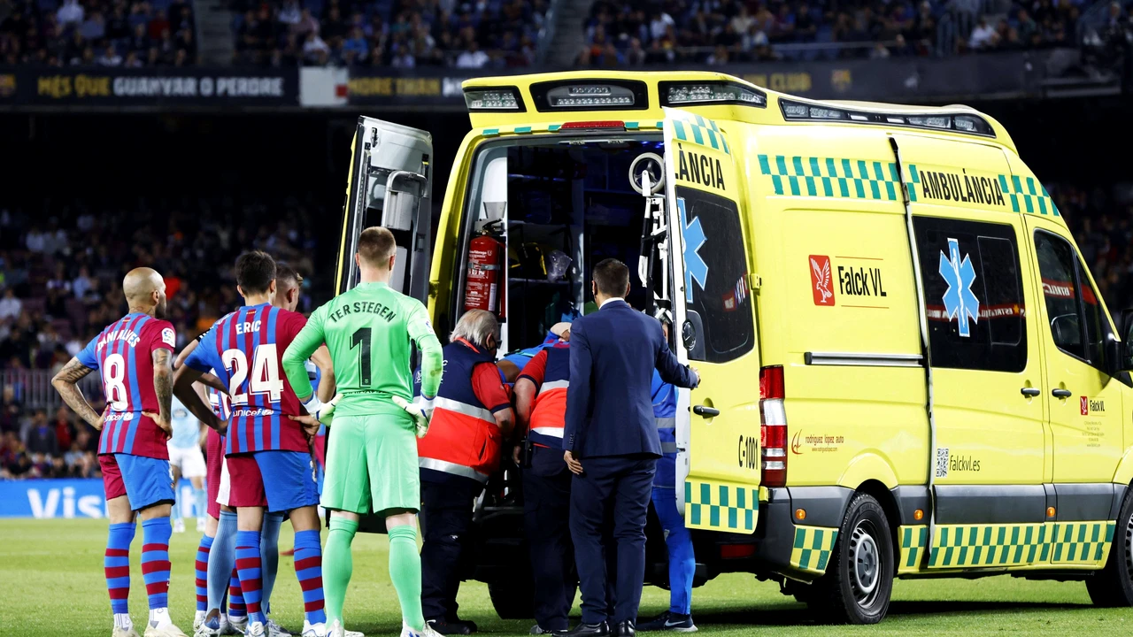 Momente teribile pentru un titular de la FC Barcelona. Ambulanța a intrat instant pe teren. Jucătorul a fost dus de urgență la spital în timpul meciului cu Celta Vigo