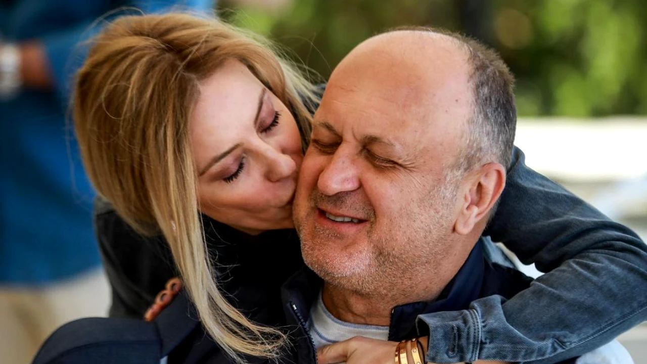 FOTO. Cine este vedeta TV care se iubește cu noul acționar al Rapidului, Dan Șucu