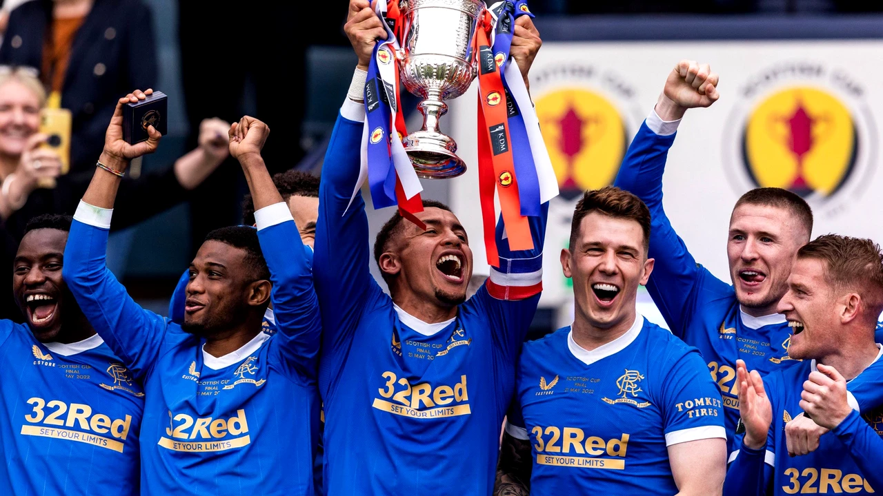 Trofeu pentru Ianis Hagi la Rangers. Eșecul din finala Europa League a fost uitat de fani, care au sărbătorit cucerirea Cupei Scoției