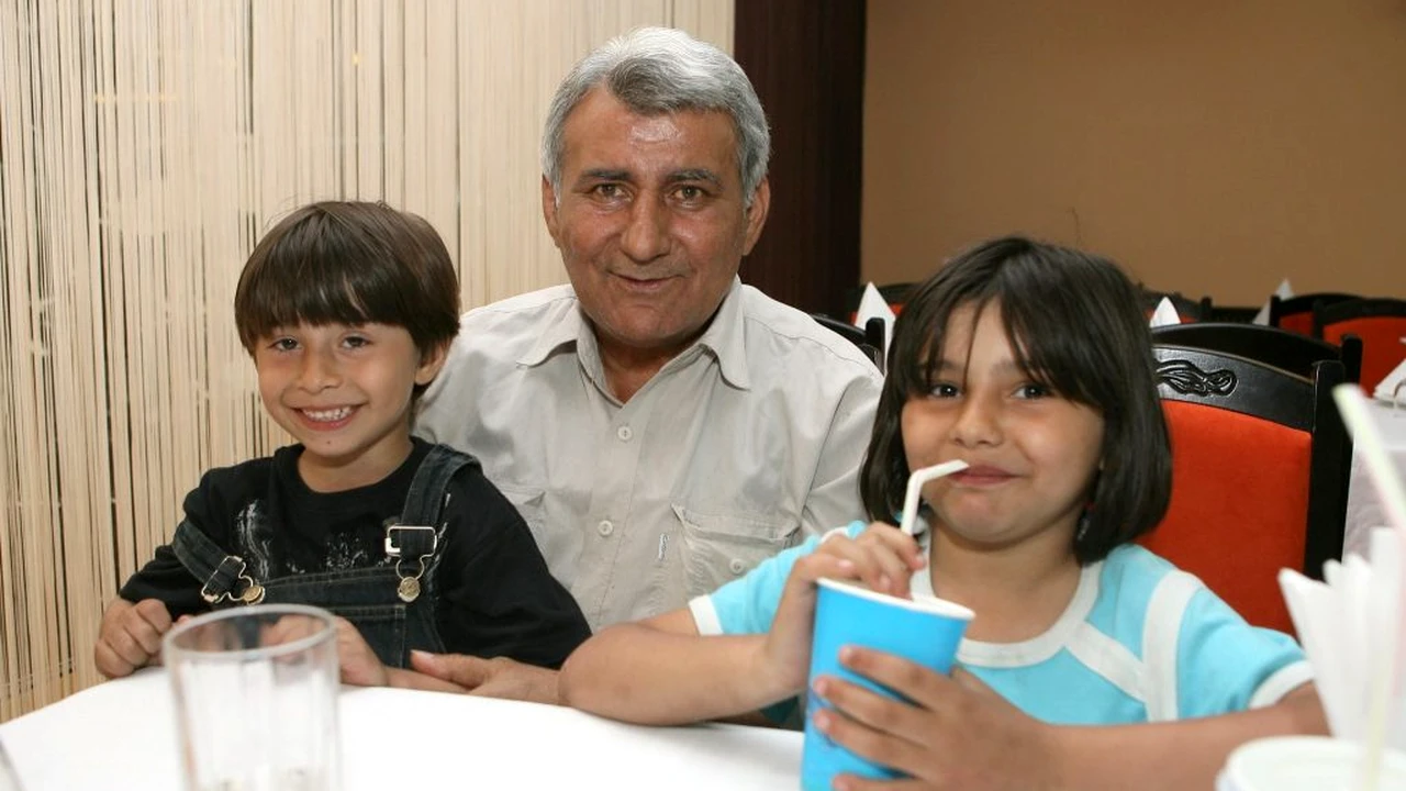 Povestea merge mai departe. Fiul lui Sandu Neagu, copilul crescut în peluza Giuleștiului, printre tibiile fotbaliștilor, a debutat în Liga 1. „Vreau să-mi depășesc tatăl”  | VIDEO EXCLUSIV